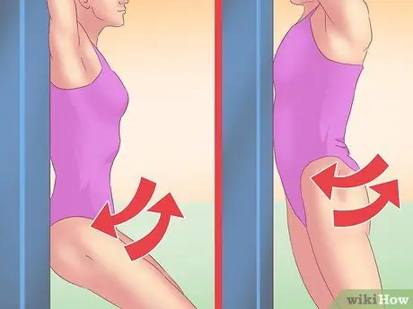 Выполните ход дельфина под водой, шаг 6