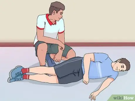 Обучайтесь боковому удару, шаг 1