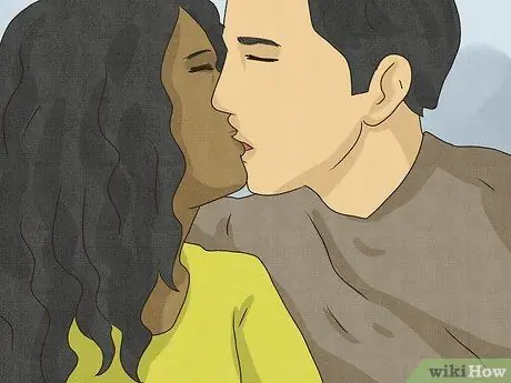 Поцелуй девушку в кино, шаг 17