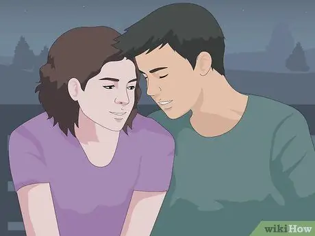 Поцелуй девушку, которую она никогда не забудет, шаг 1