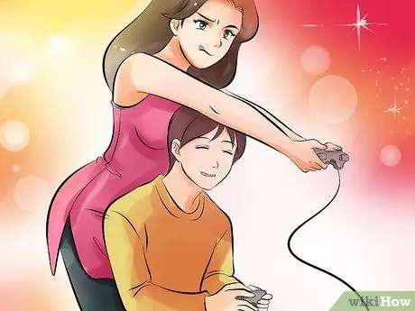 Избегайте быть навязчивой подругой Шаг 10