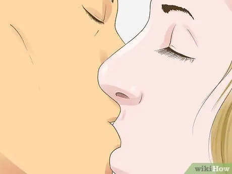 Поцелуй на смелости, шаг 10