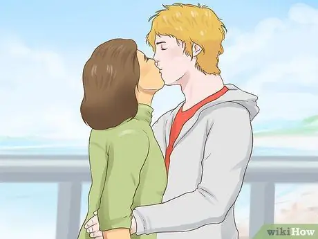 Поцелуй на смелости, шаг 11