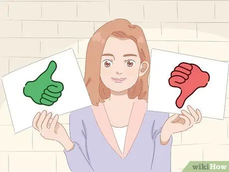 Как справиться с тем, чтобы расспрашивать и быть отвергнутой девушкой, шаг 1