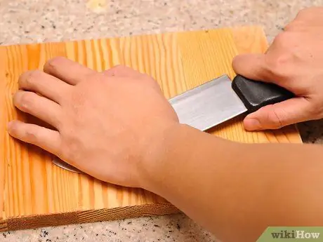 Приготовить чесночный сок, шаг 4