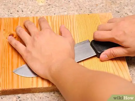 Приготовить чесночный сок, шаг 5