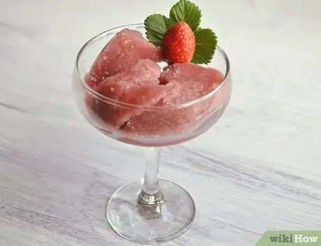 Приготовить клубничный сорбет Шаг 12