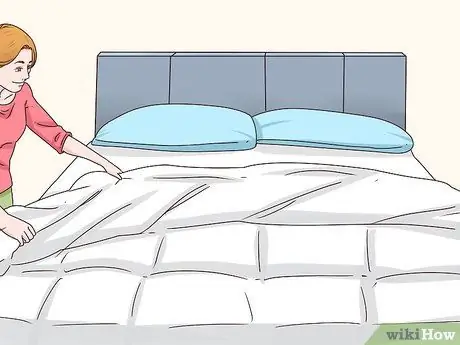 Заставьте кошку спать с вами Шаг 6