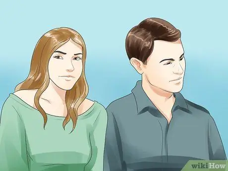 Попросите парня пригласить вас на свидание Шаг 16