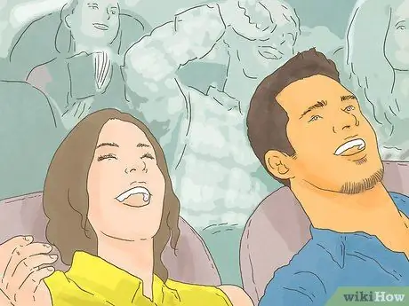 Развивайте дружбу между вами и вашим супругом Шаг 2