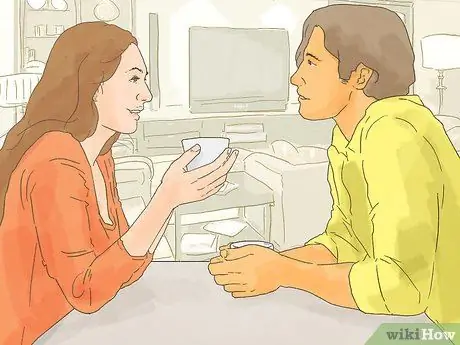 Развивайте дружбу между вами и вашим супругом Шаг 7