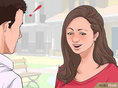 Узнайте, любит ли вас девушка или просто остается хорошим другом Шаг 1