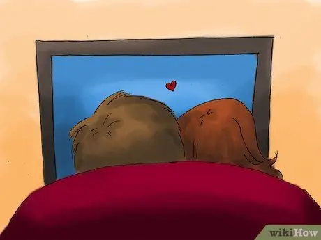 Целоваться с девушкой шаг 03