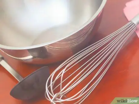 Темперировать яйцо, шаг 1