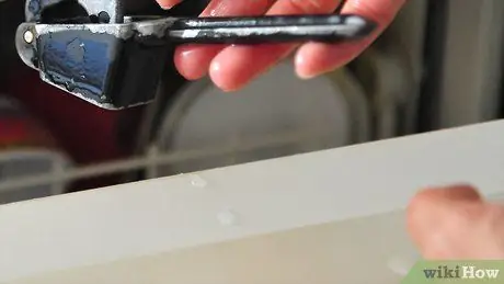 Легко очистить чесночный пресс Шаг 9