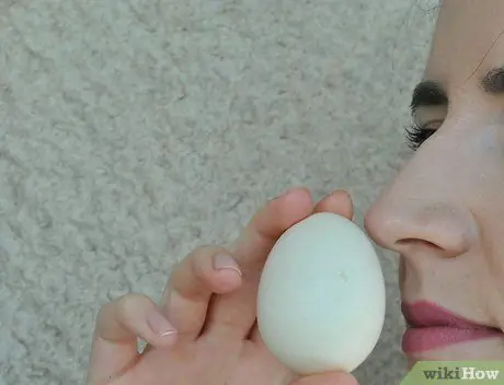 Определите, свежие ли ваши яйца Шаг 7