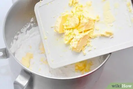 Выпекать хлеб в кухонном комбайне Шаг 3