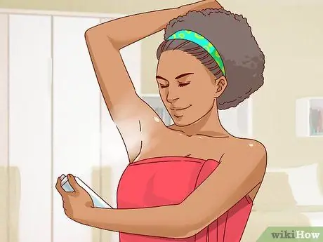 Используйте кристаллы для дезодоранта. Шаг 10