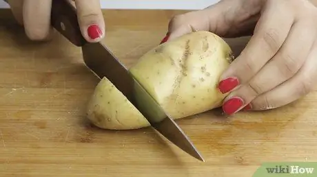 Очистите чугунную сковороду Шаг 8