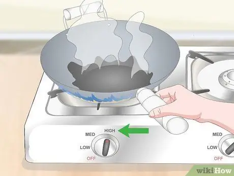 Приправьте вок из углеродистой стали Шаг 4