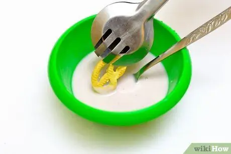 Приготовить крендели с йогуртом Шаг 8