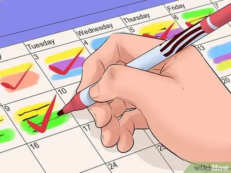 Включите уход за собаками в свой календарь домашних дел Шаг 6