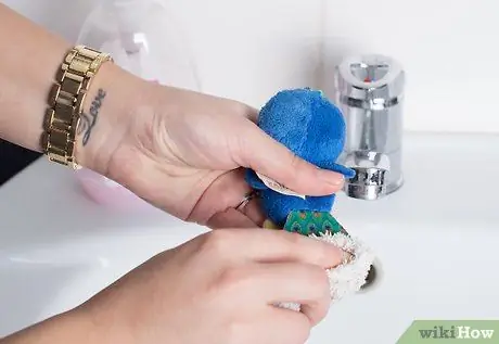 Вымойте игрушки для собак, шаг 6