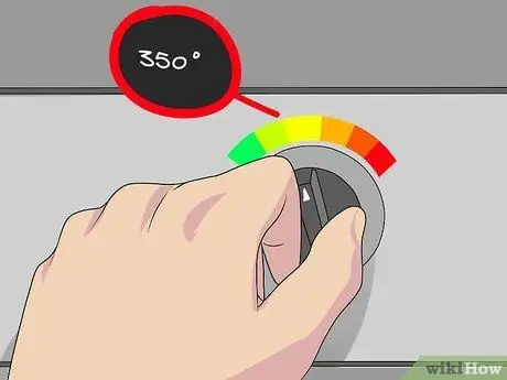 Приготовьте лакомство для собак из банана, арахиса и йогурта Шаг 6