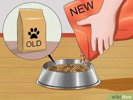 Не дать собаке забраться в клетку Шаг 11