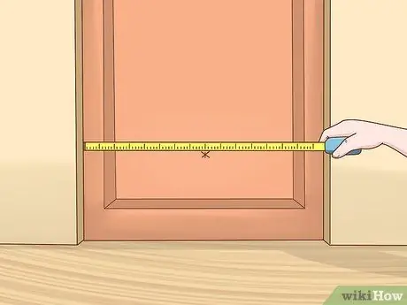 Установите откидную крышку для кошек Шаг 2