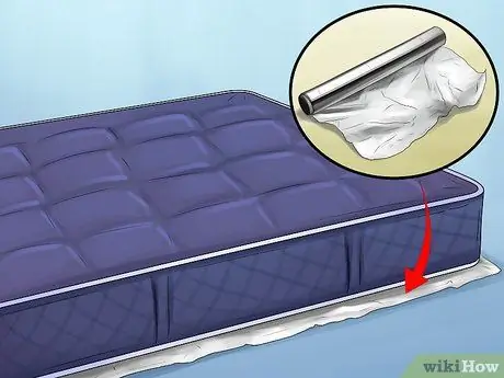 Не подпускайте кошку к кроватке Шаг 5