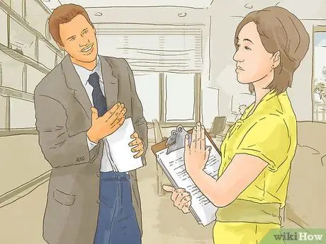 Избегайте мальчика, который знает, что он вам нравится Шаг 10