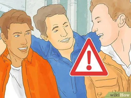 Избегайте мальчика, который знает, что он вам нравится Шаг 3