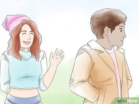 Избегайте влюбленной девушки Шаг 4