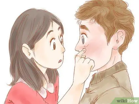 Заставь парня поцеловать тебя Шаг 4
