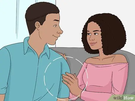 Знай, готова ли твоя девушка поцеловать тебя Шаг 6