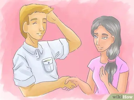 Притворитесь, что влюблены в кого-то Шаг 6