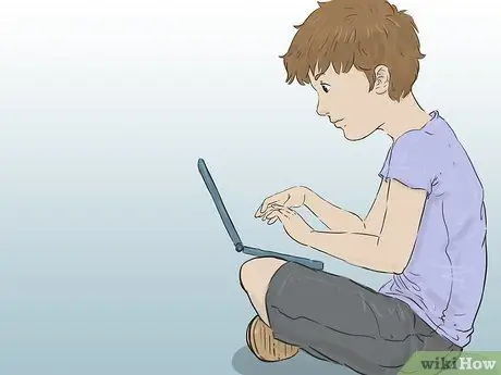 Покупайте презервативы незаметно, шаг 1