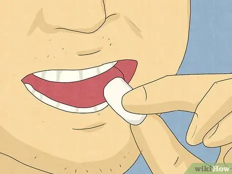 Поцелуй своего парня в школе, шаг 2