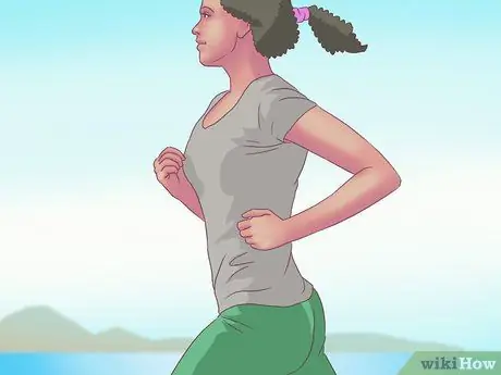 Поднимите пресс во время ходьбы. Шаг 11