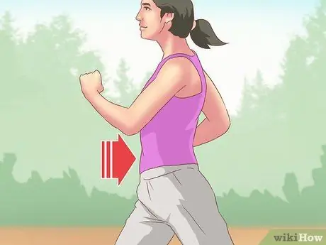 Поднимите пресс во время ходьбы, шаг 2