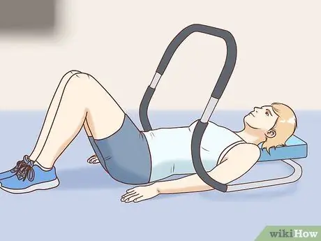 Используйте качельку для пресса, шаг 5