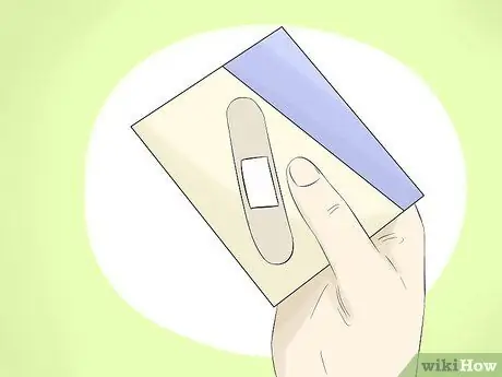 Собирайте сумку для спортзала или оздоровительного клуба Шаг 15