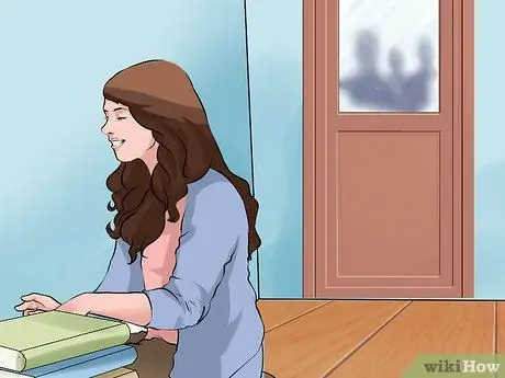 Заставьте людей в библиотеке вести себя тихо Шаг 7