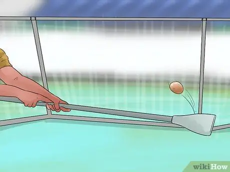 Играть в Broomball Step 5