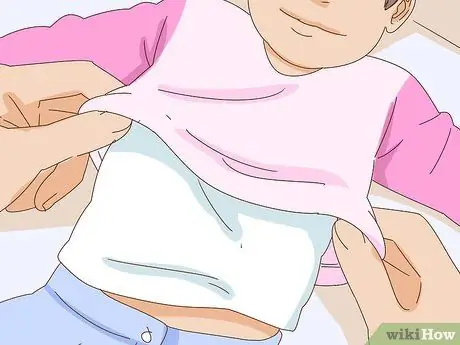 Одеваем новорожденного летом Шаг 7