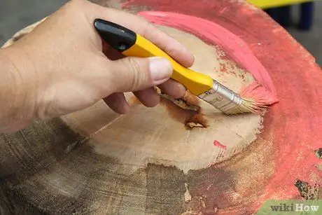 Создать светящиеся в темноте табуреты для костра из бревен Шаг 4