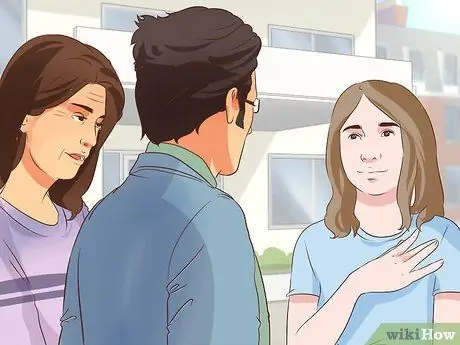 Убедите родителей позволить вам завести парня Шаг 5