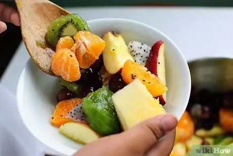 Приготовить шри-ланкийский фруктовый салат Шаг 8