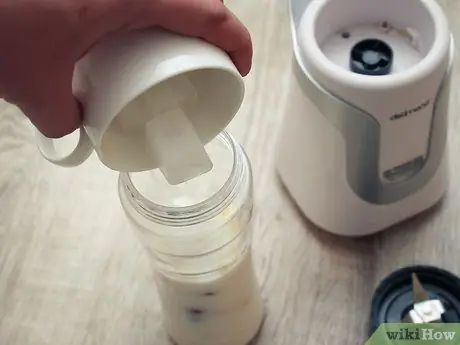 Приготовить смузи из йогурта Шаг 4